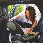 cybex-cloud-q-stardust-black-in-car.jpg